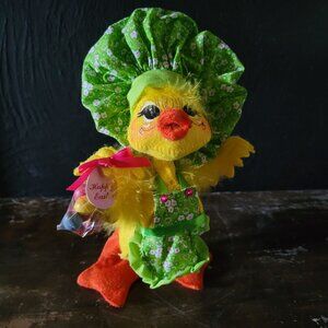 Annalee 2009 Yellow Baker Duck Plush With Green Chefs Hat and Easter Eggs